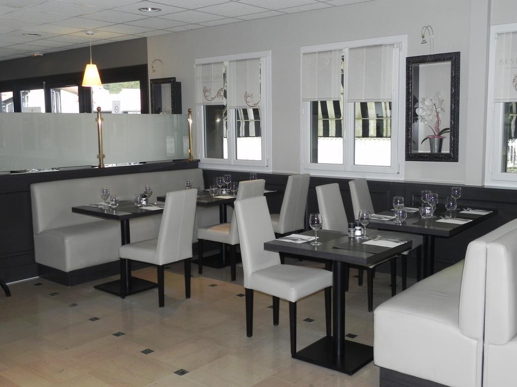 Le Bistroquet Hotel Lusignan Luaran gambar
